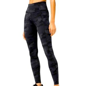 Lululemon Fast and Free Tight 28